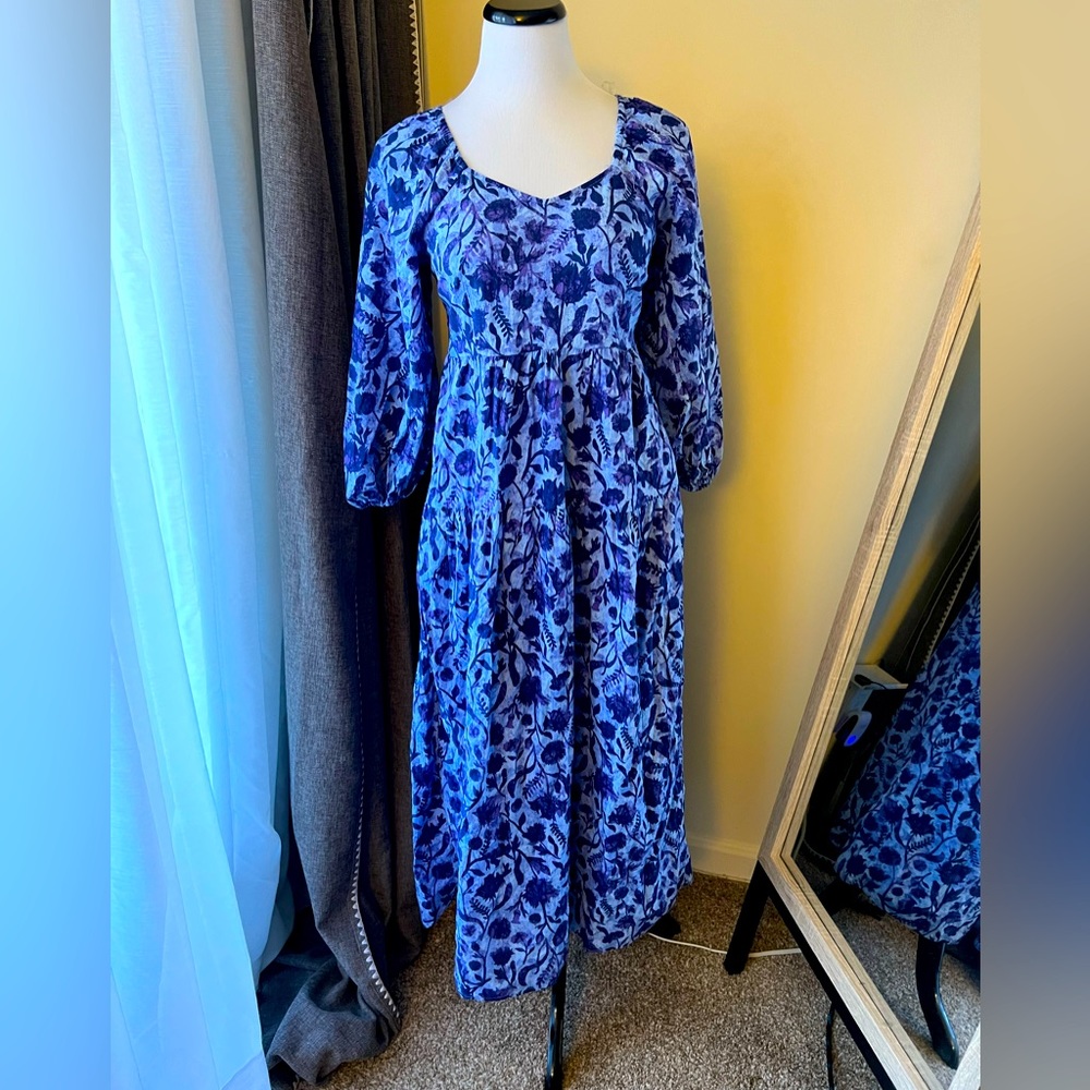 Maxi Floral Dress. 3/4 Sleeve NWT